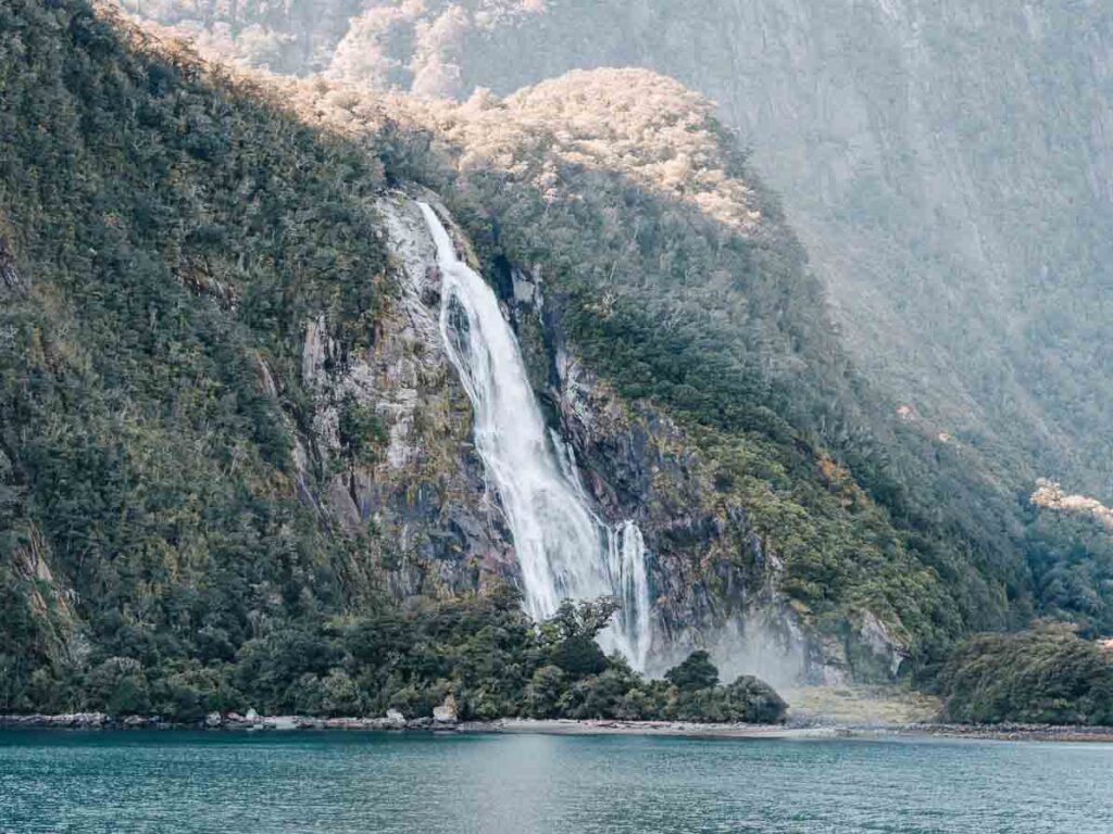 waterfalls in milford sound