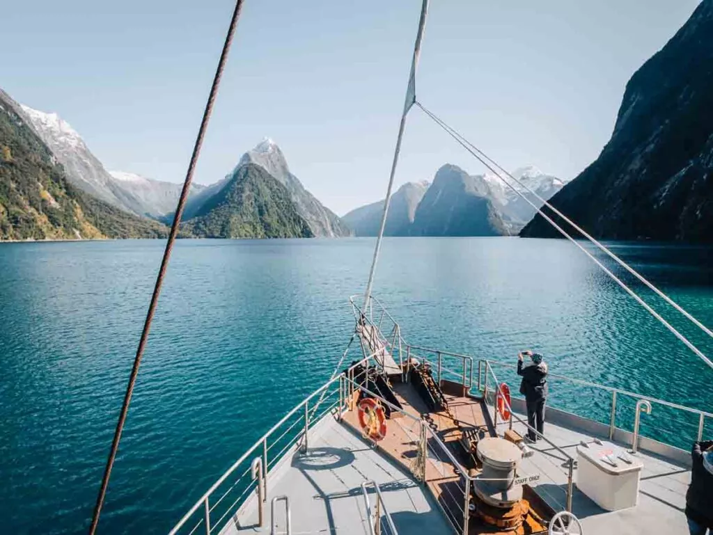 milford sound cruise real journeys