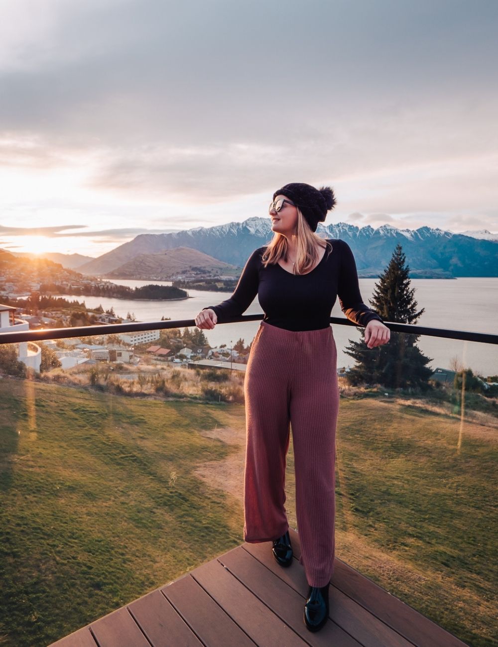 sunrise at kamana lakehouse queenstown