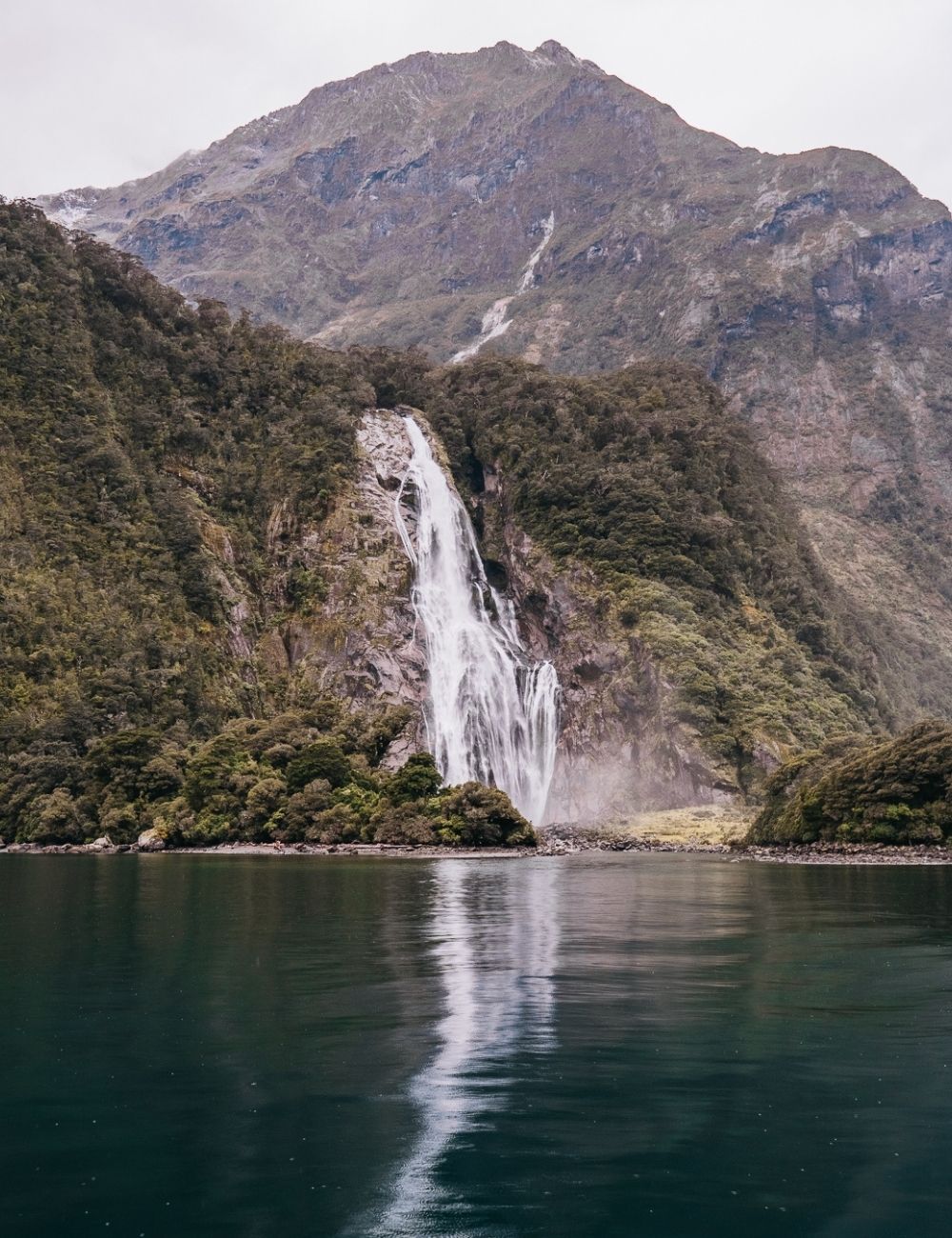 milford sound waterfall