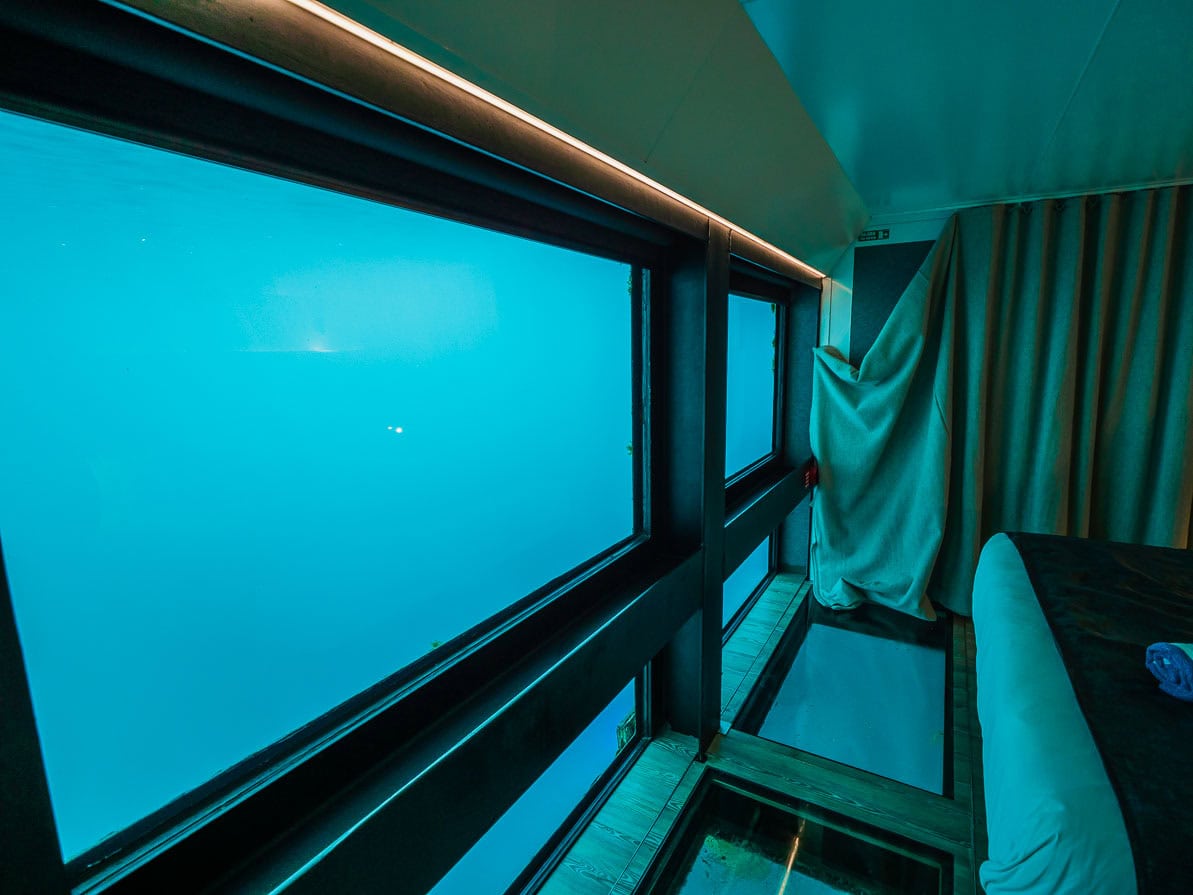 Great Barrier Reef underwater hotel Reefsleep & Reefsuites review