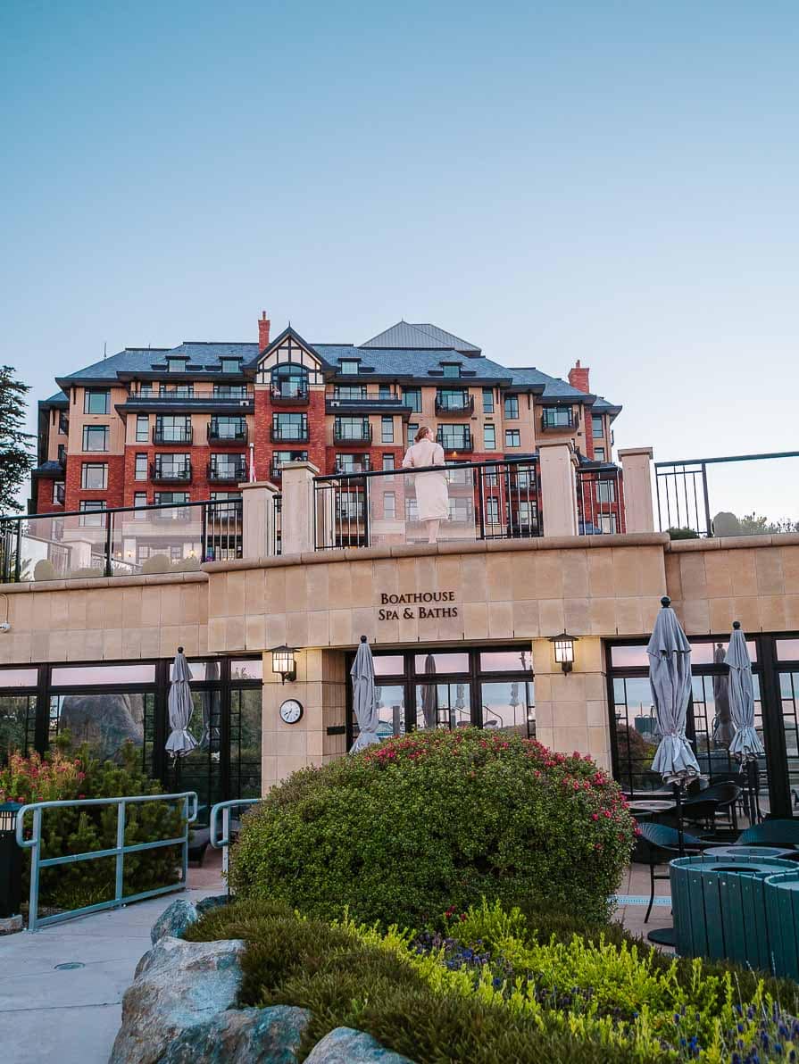 Hotel review Oak Bay Beach Hotel in Victoria, Canada Finding Alexx