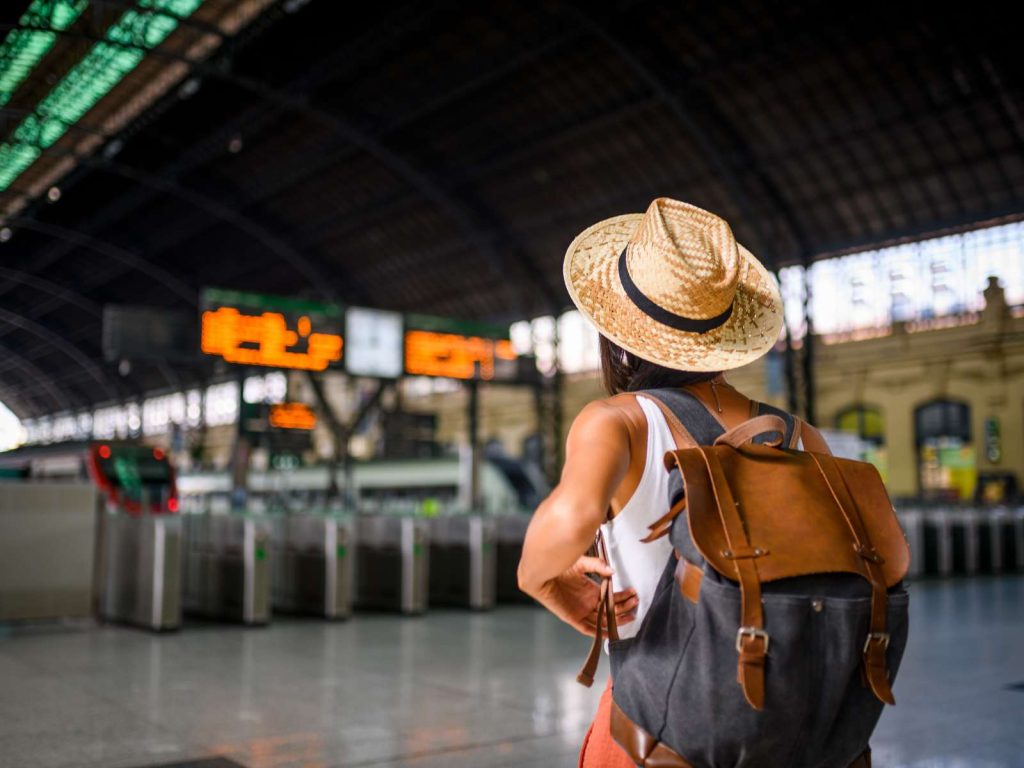 Is it Safe to Travel Alone? 10 Scary Dangers & Safety Tips
