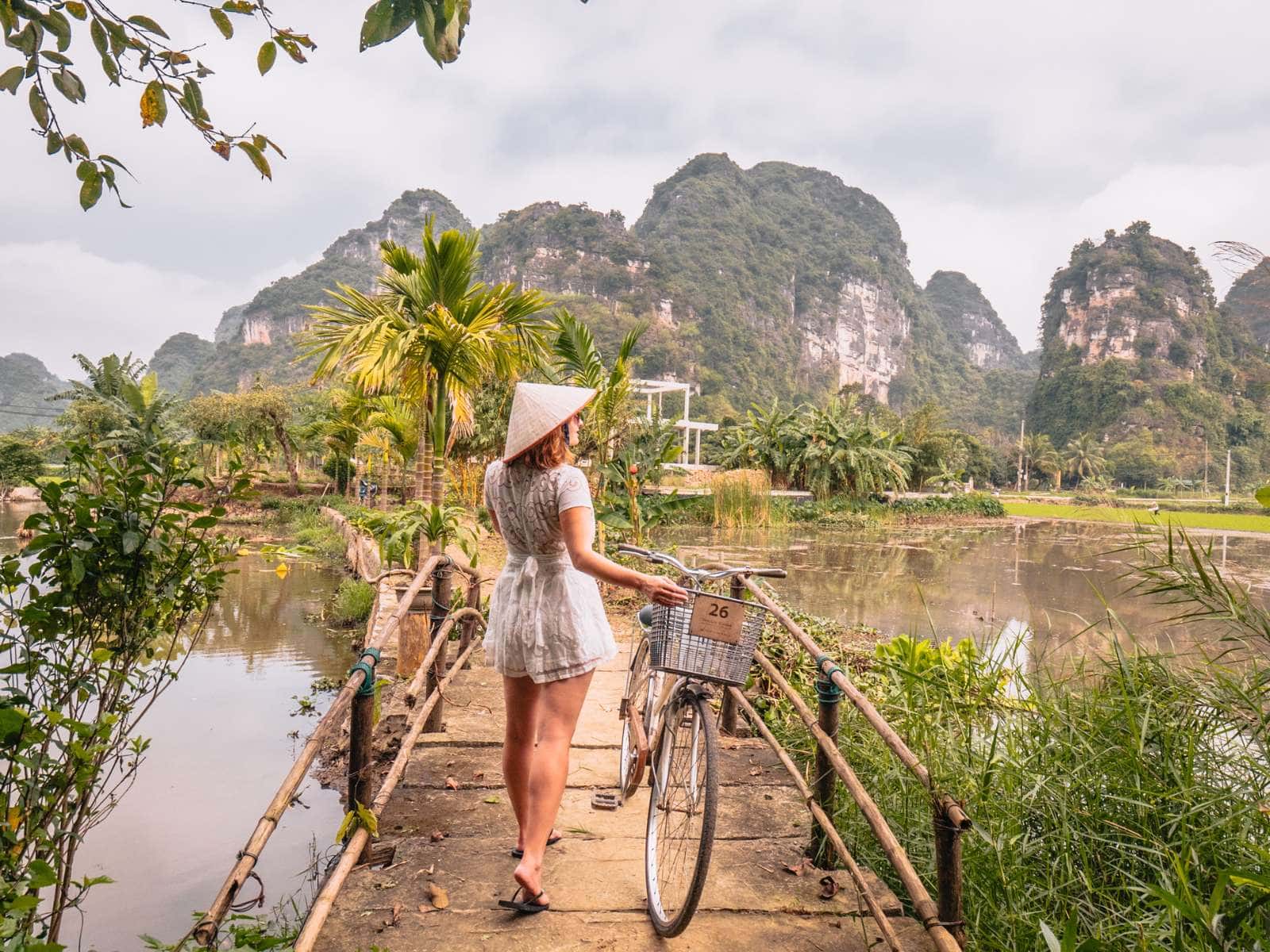 99-solo-travel-captions-for-instagram-finding-alexx-travel-blog