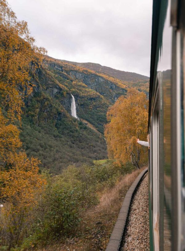 Is the Flåm Railway worth it? Flåmsbana train guide (2024)