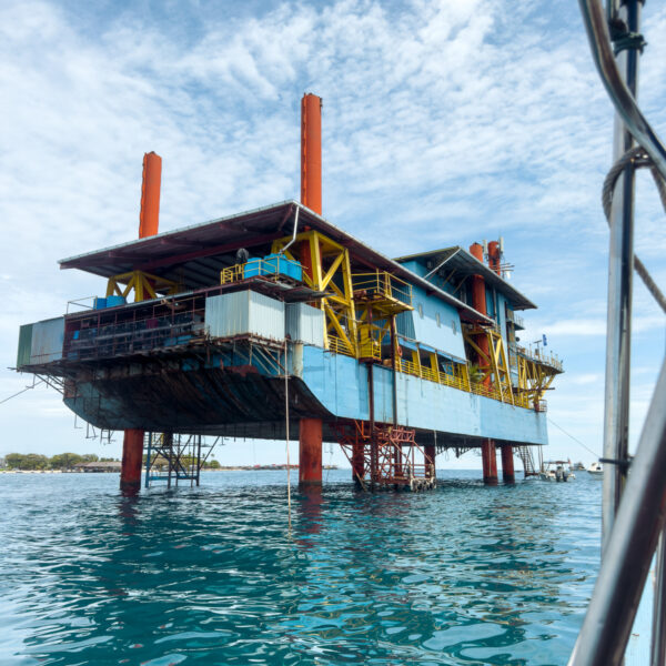 seaventures dive rig dive resort in malaysian borneo