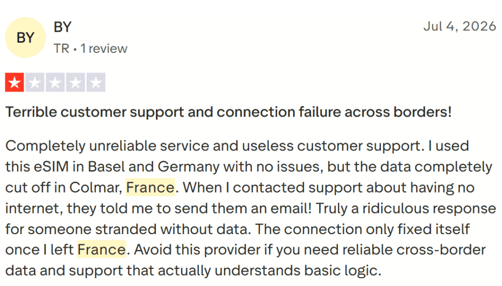 Trustpilot review saying the Roamic Europe eSIM did not work in France